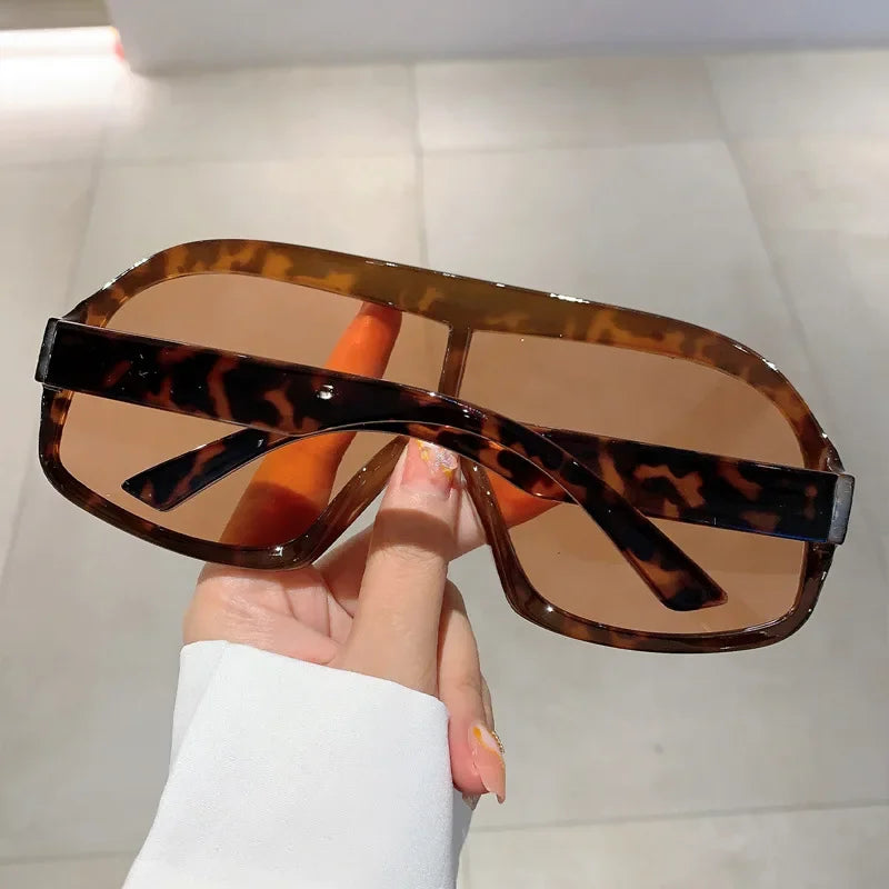 Brand Designer Punk Oversized Y2K Sunglasses Women For Men Popular Sun Glasses Fashion Vintage Luxury Big Frame Ladies Shades