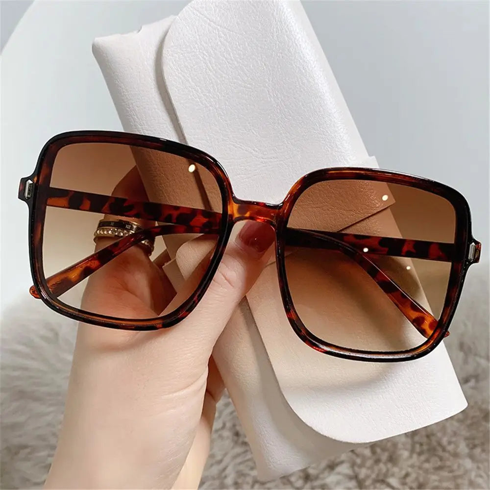 1PC Oversized Frame Square Sunglasses For Women Luxury Vintage Sun Glasses Classic UV400 Driver Goggles Fashion Eyewear